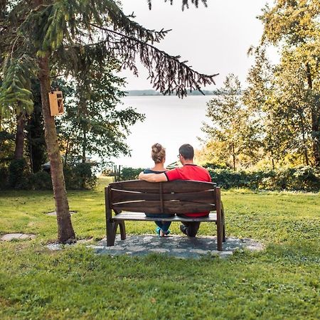Ferienwohnung Direkt Am Potzlower See Екстериор снимка