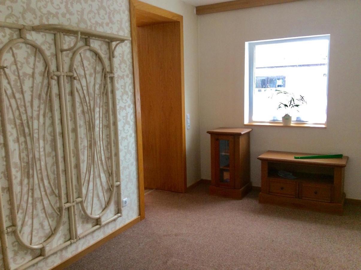 Ferienwohnung Direkt Am Potzlower See Екстериор снимка